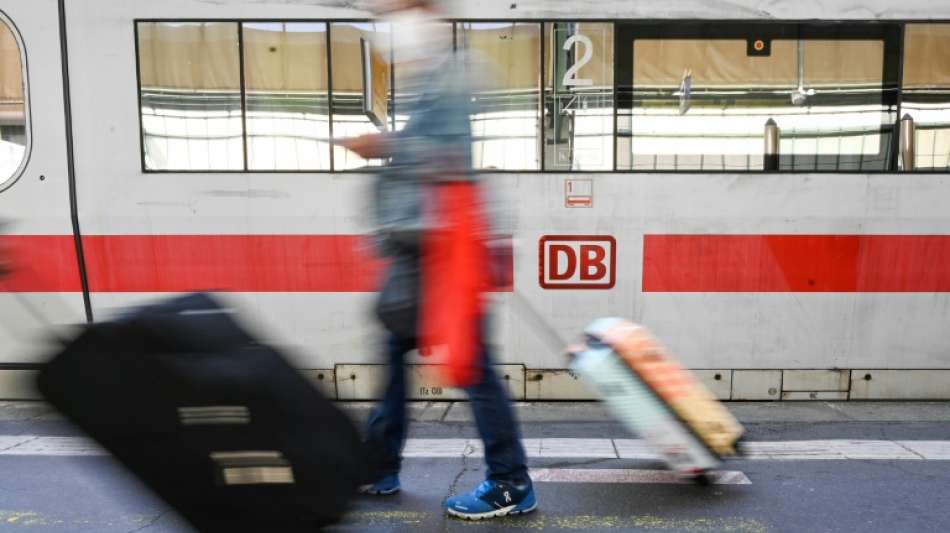 Bahn: Bauarbeiten auf ICE-Strecke Berlin-Hamburg planmäßig fertig