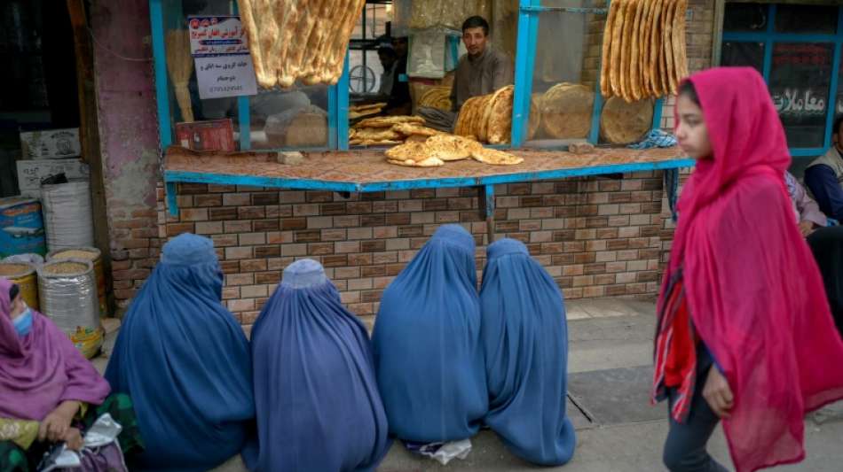 Mädchen vom Unterricht an weiterführenden Schulen in Afghanistan ausgeschlossen