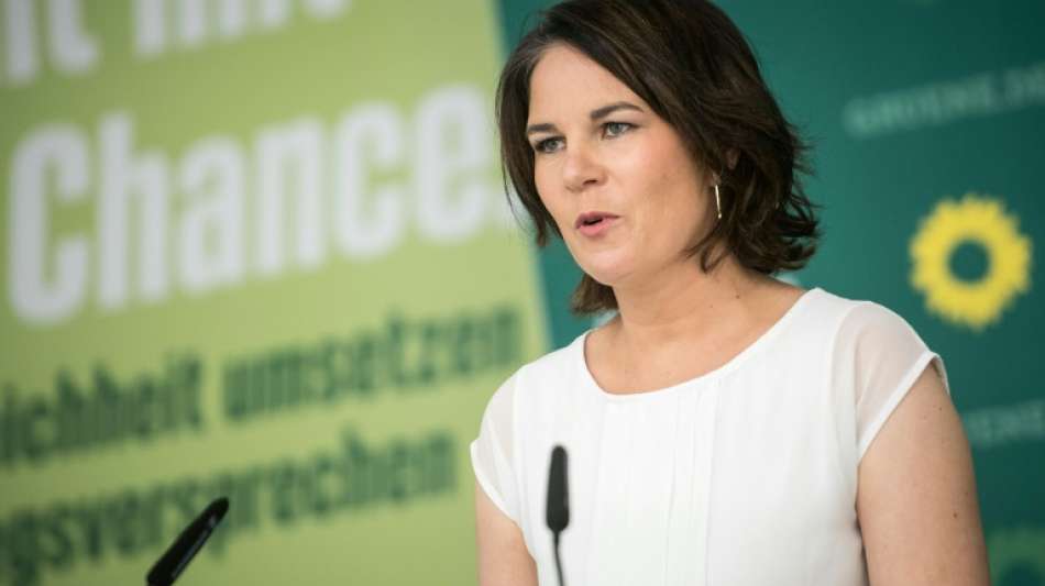Gr&uuml;nen-Kanzlerkandidatin &auml;u&szlig;ert sich selbstkritisch zu Fehlern im Wahlkampf