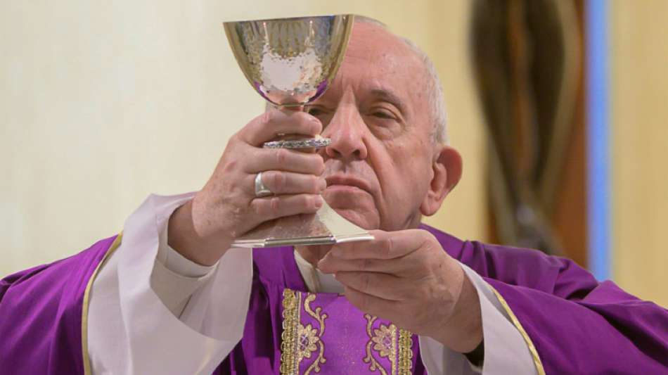 Vatikan: Papst spendet in Corona-Krise Segen "Urbi et Orbi"