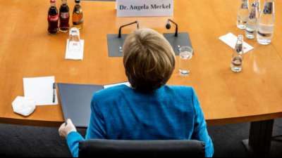 Merkel weist Kenntnis über Probleme bei Wirecard während China-Reise zurück