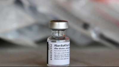 Biontech und Pfizer reichen in USA Unterlagen f&uuml;r dritte Corona-Impfdosis ein
