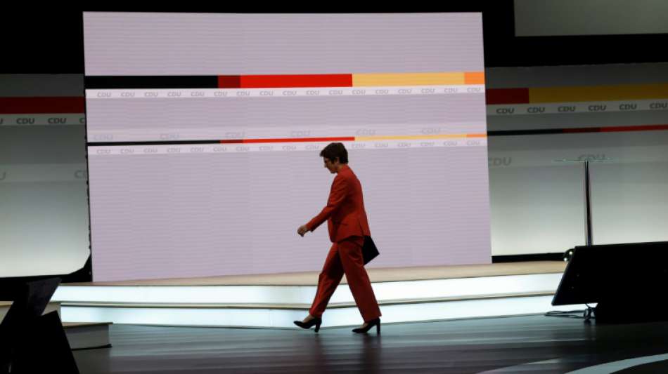 Kramp-Karrenbauer nennt eigenen R&uuml;ckzug "richtig" 