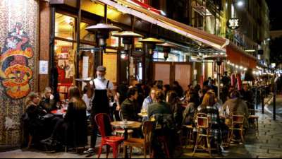 Frankreichs Premierminister stellt Fahrplan für Corona-Lockerungen vor