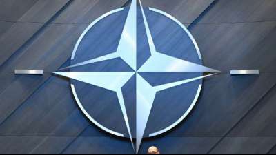 Nato weitet Irak-Mission auf rund 4000 Soldaten aus