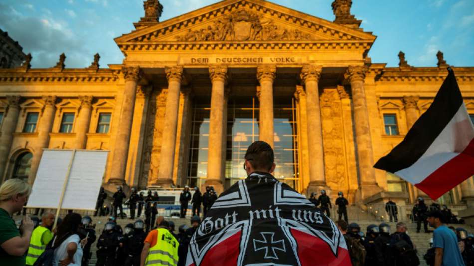 Rheinland-Pfalz verschärft Regeln gegen Zeigen von Reichsflagge