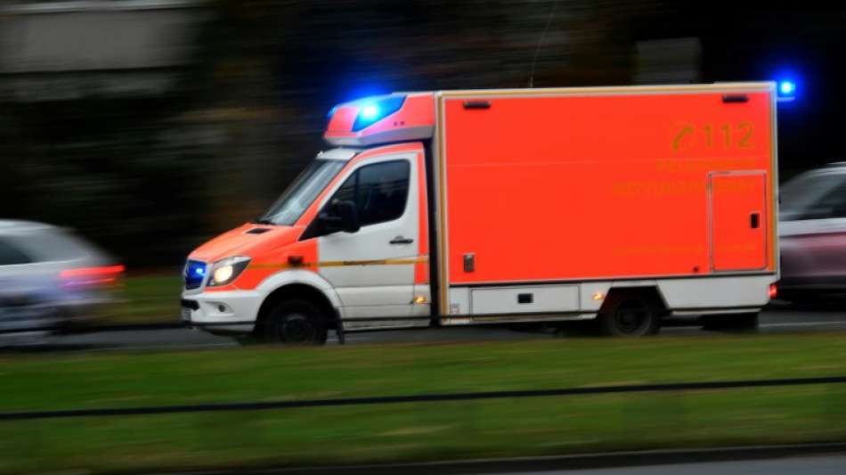 Auto f&auml;ngt nach Wendeman&ouml;ver auf G&ouml;ppinger Parkplatz Feuer