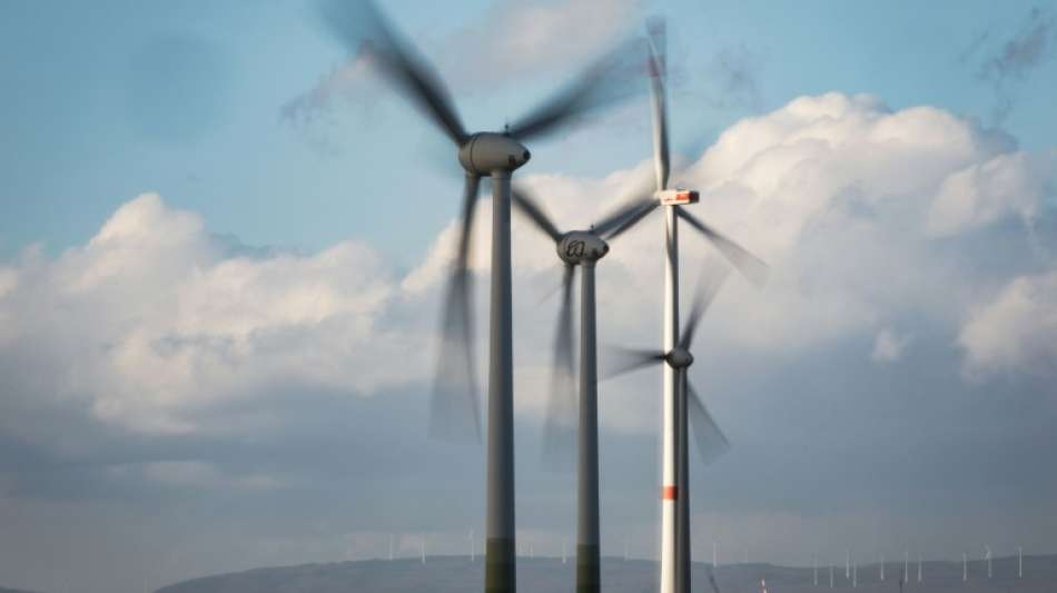 Neubau von Windenergie-Anlagen um 90 Prozent eingebrochen