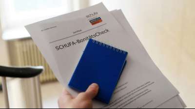 Verwaltungsgericht Wiesbaden wendet sich in Verfahren um Schufa-Eintragung an EuGH