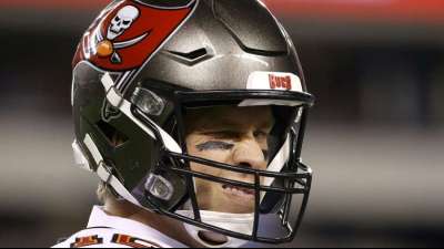NFL: Quarterback-Superstar Brady f&uuml;hrt Bucs zu n&auml;chstem Sieg 