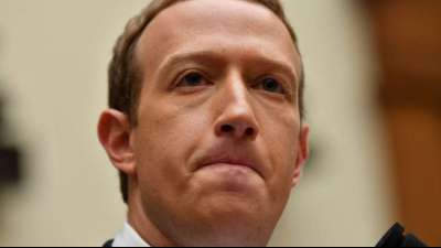 Bei Facebook brechen Kurse ein: 200 Milliarden Dollar weniger