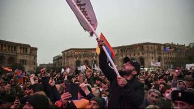 Armeniens Regierungschef bereit zu Neuwahlen