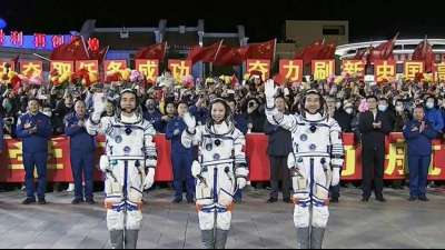 Taikonauten erreichen chinesische Raumstation "Tiangong"