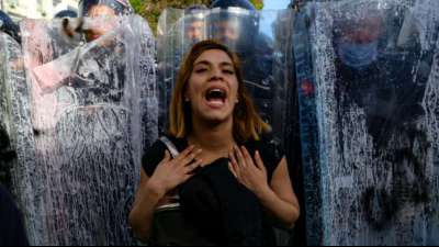 Hunderte demonstrieren gegen Polizeigewalt in Tunesien