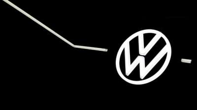 Volkswagen lieferte 2021 trotz hoher Nachfrage weniger Autos aus als 2020