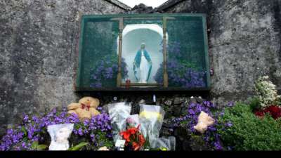 Irlands Regierung entschuldigt sich f&uuml;r Behandlung von ledigen M&uuml;ttern in Heimen