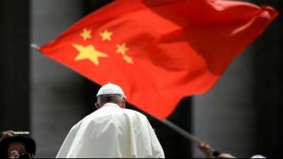 Vatikan gibt Katholiken in China Empfehlungen zu Beitritt zur Staatskirche