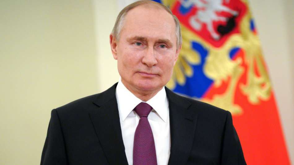 Putin setzt Gesetz zu seinen zwei möglichen weiteren Amtszeiten in Kraft