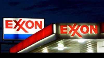 Aktion&auml;re machen Druck auf US-&Ouml;lkonzerne ExxonMobil und Chevron beim Klimaschutz