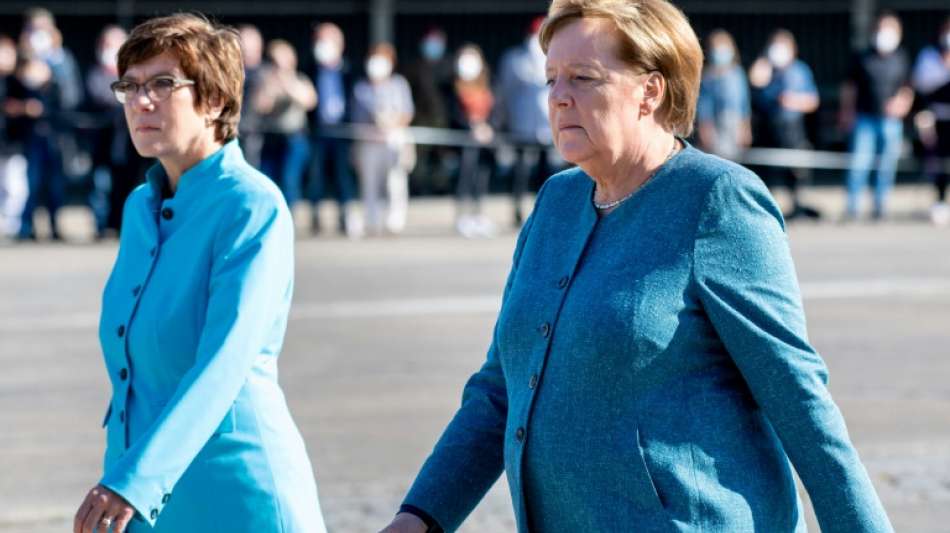 Russland: Kramp-Karrenbauer fabuliert über "Gangart"