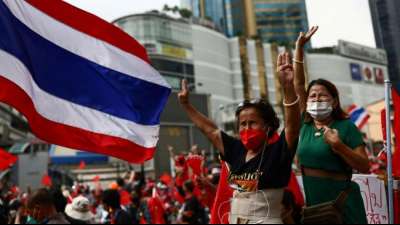 Proteste in Thailand am Jahrestag des Sturzes von Ex-Regierungschef Thaksin