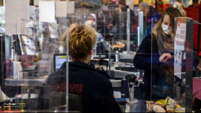 Drei von vier M&uuml;ttern mit minderj&auml;hrigen Kindern berufst&auml;tig