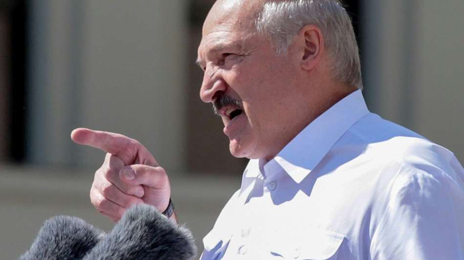 Umstrittene Eishockey-WM: Lukaschenko fordert IIHF zum Festhalten an Belarus auf 