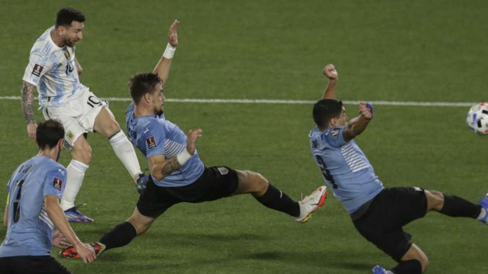 Brasiliens Siegesserie rei&szlig;t in Kolumbien, Argentinien &uuml;berrollt Uruguay