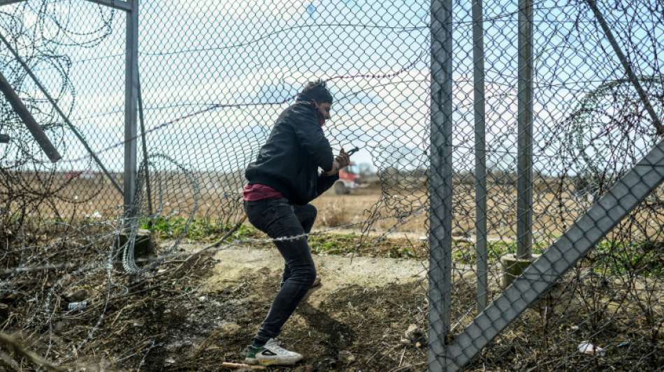 Bauarbeiten zum Ausbau des Grenzzauns in Griechenland begonnen