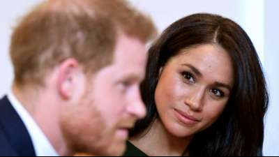 Prinz Harry und Meghan genie&szlig;en Familiengl&uuml;ck in Elternzeit