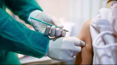 Saarland meldet neuen Rekord bei Erstimpfungen 