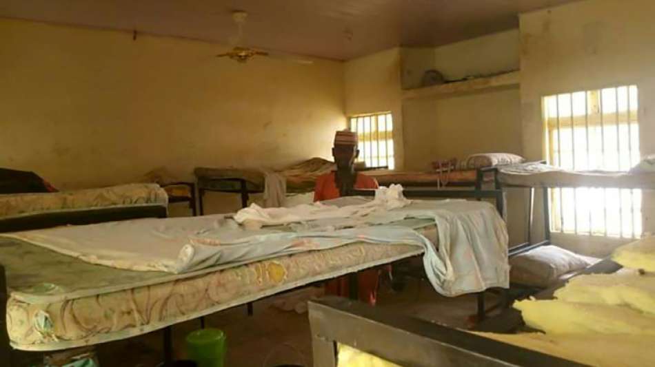 Gouverneur meldet Freilassung entf&uuml;hrter Sch&uuml;lerinnen in Nigeria