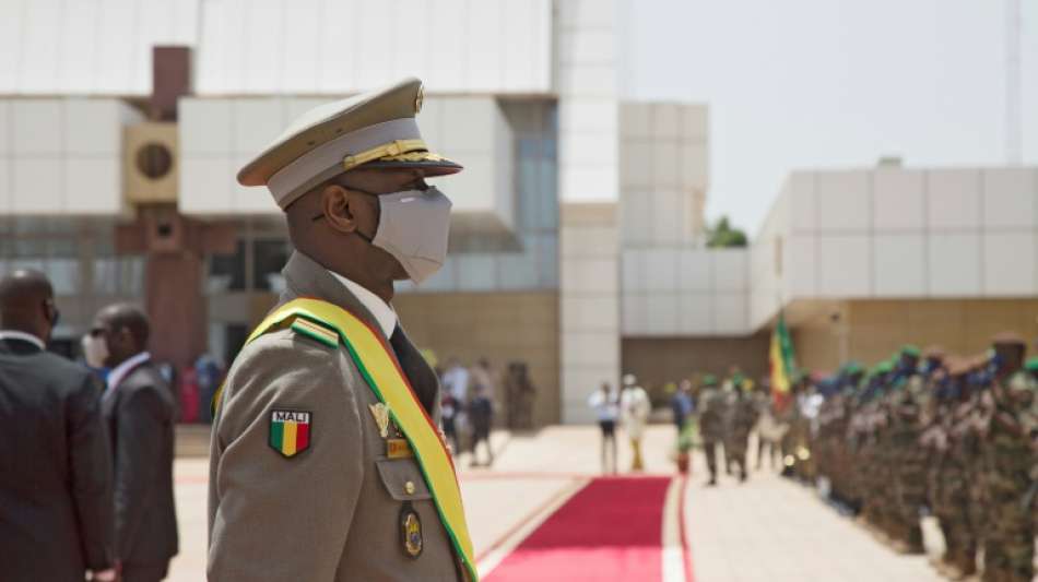 Westafrikanische Staaten mit Sanktionen gegen Milit&auml;rs in Mali
