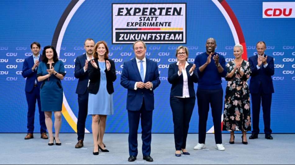 Laschet will mit "Zukunftsteam" Trendwende im Wahlkampf schaffen