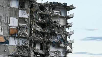 Verbleib von 99 Menschen nach Teil-Einsturz von Hochhaus in Florida weiter unklar