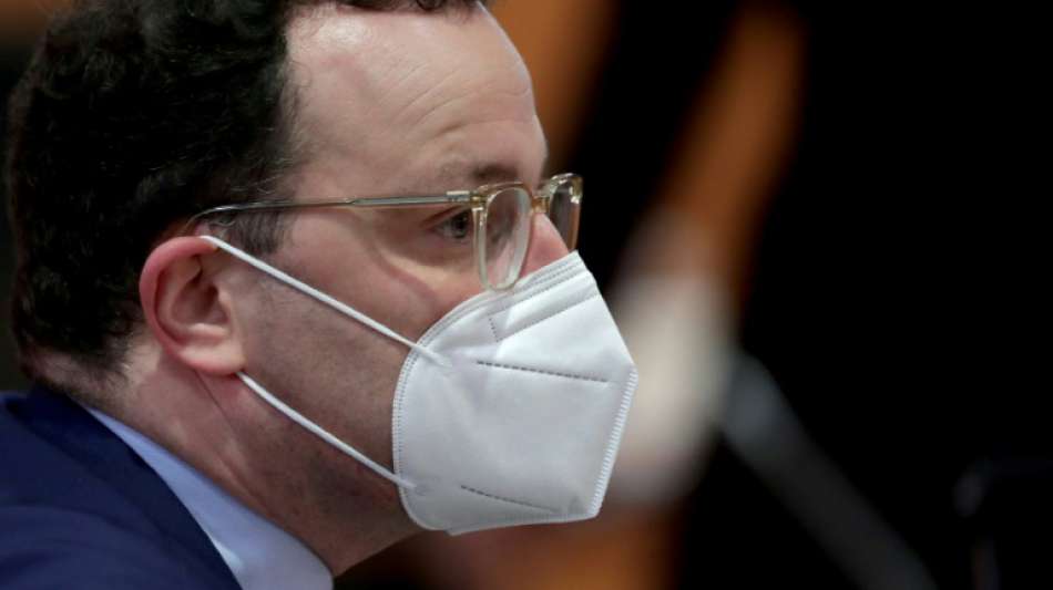 Ohne Impfstoff? Spahn bitte B&uuml;rger sich impfen zu lassen 