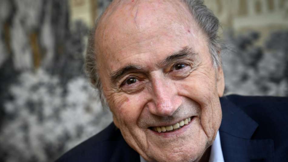 Nach k&uuml;nstlichem Koma: Blatter hat Intensivstation verlassen