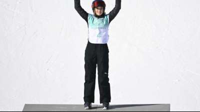 Freestyle-Gold f&uuml;r Chinas Superstar Gu - Peng unter Zuschauern