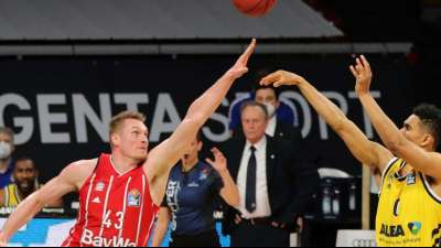 Alba gewinnt Spiel eins der Finalserie - Bayern sorgen sich um Zipser