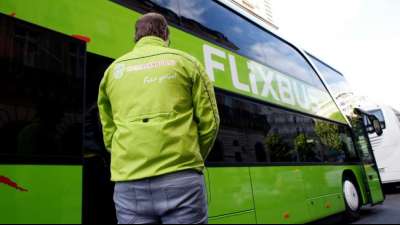 Deutlich weniger Fahrg&auml;ste in Fernbussen im Jahr 2020