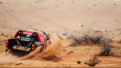 Dakar: Al-Attiyah macht Boden gut