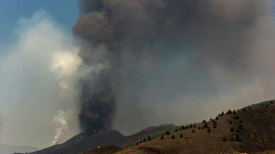 Ausgangssperre f&uuml;r mehrere Stadtteile auf La Palma aus Angst vor giftigen Gasen