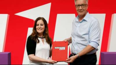 Gr&ouml;&szlig;enwahn? Linke will statt Union Regierungspartei werden
