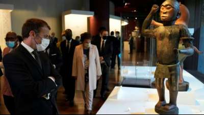 Beutekunst aus Frankreich zur&uuml;ck im westafrikanischen Benin