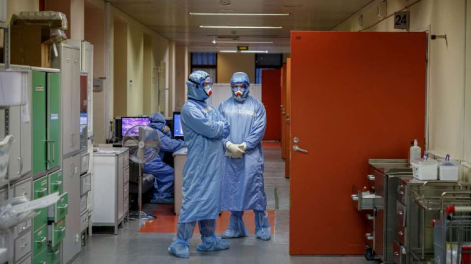 Russische &Auml;rzte laden prominente Impfgegner auf Intensivstationen ein