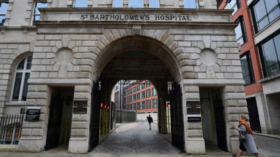 Herzogin Camilla: Zustand von Prinz Philip hat sich "leicht verbessert"