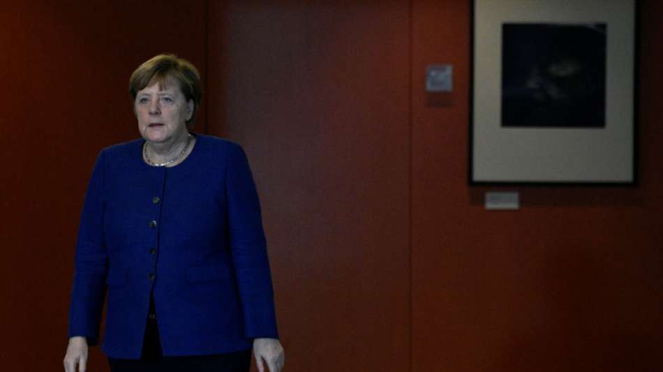 Merkel bekräftigt: Soziale Kontakte wegen Coronakrise "weitestgehend einstellen"