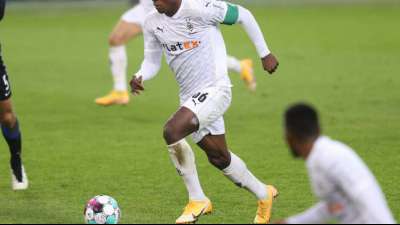 Polizei: Embolo floh von Party &uuml;bers Hausdach