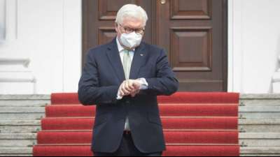 Steinmeier ruft die Menschen in Deutschland zum Impfen auf