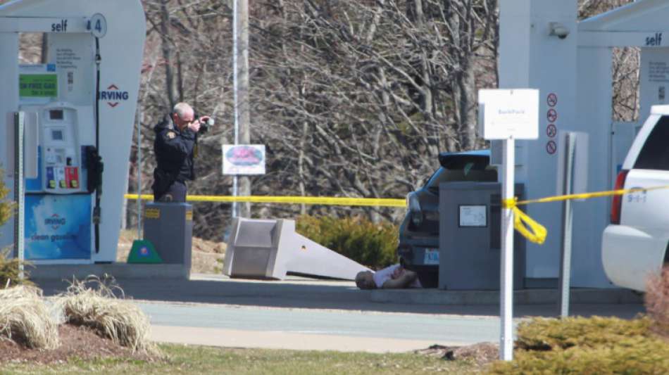 Polizei: Zahl der Todesopfer durch Schusswaffenangriff in Kanada auf 23 gestiegen